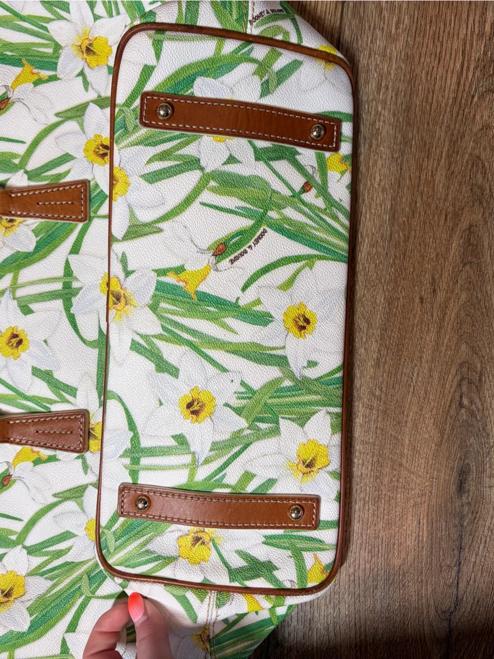 Dooney & Bourke Daffodil Botanical Garden Floral Large Zip Tote Bag